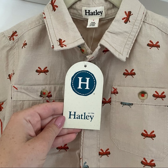 ✨NEW Hatley Short Sleeve Collar Button Up Shirt 4T - Picture 3 of 5